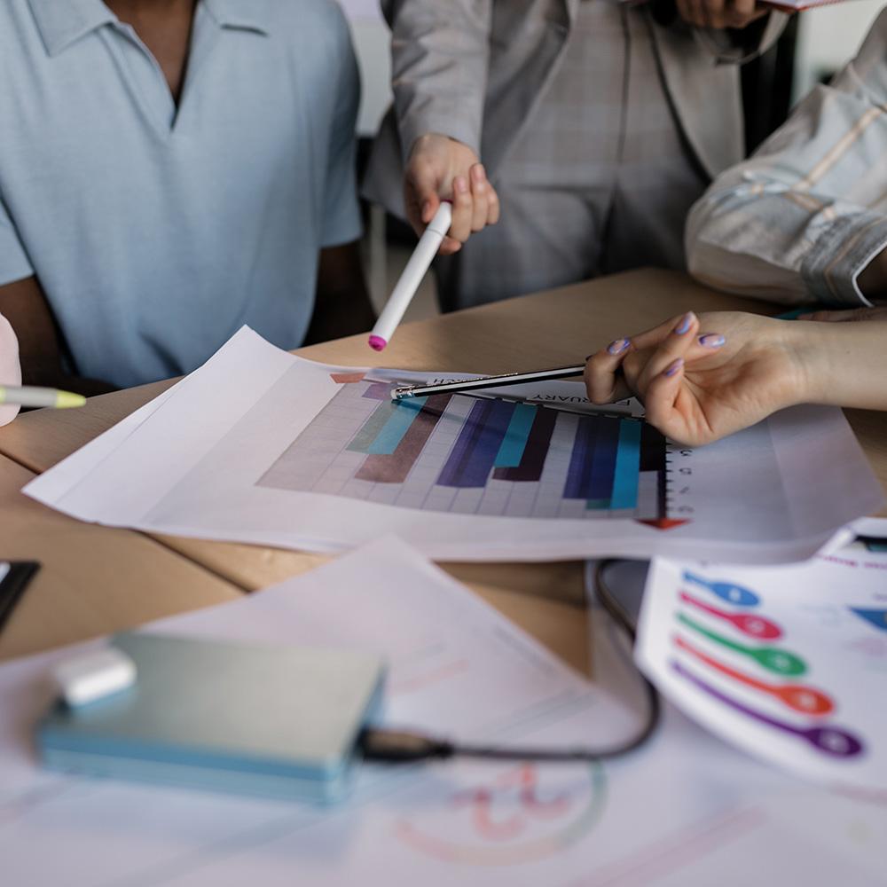 Team bei der Strategiefindung - best it